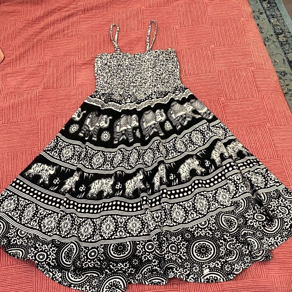 Women’s large Indian cotton summer dress with stretchy upper body